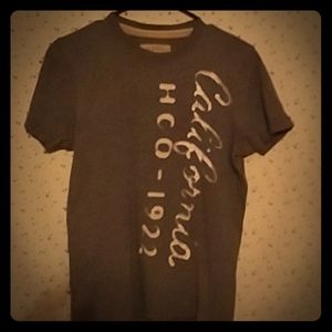 Hollister t-shirt